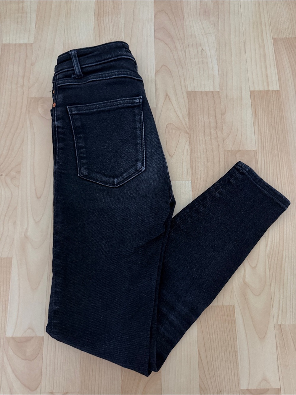 Zara Black Skinny Jeans — Sleek High-Rise Denim